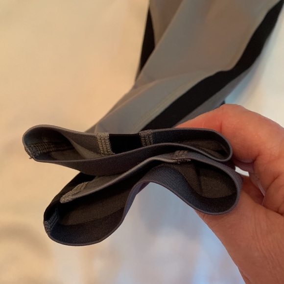 ATHLETA Leggings, Size XS. Color is Light gray, dark gray, and black - Picture 10 of 16